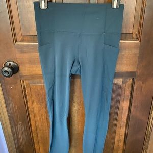 Athleta leggings with pockets.